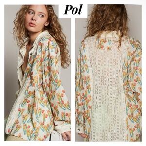 New Pol Floral And Lace Button Down
Oversized Spring Top